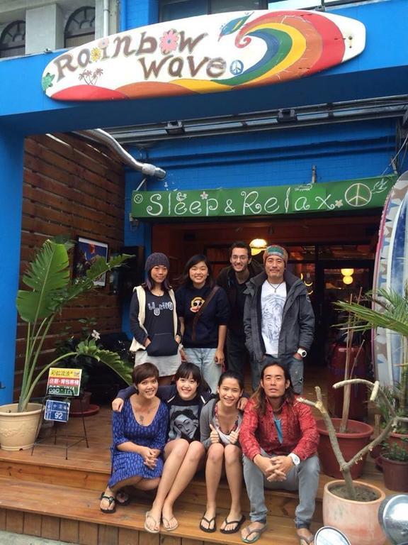 Rainbow Wave Surfing Hostel Hengchun Exterior photo